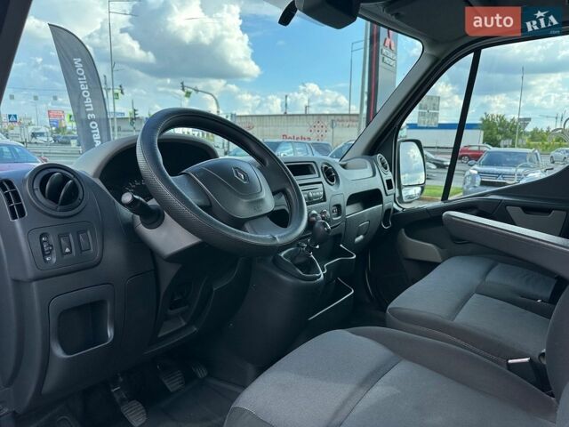 Белый Рено Мастер, объемом двигателя 2.3 л и пробегом 160 тыс. км за 12500 $, фото 11 на Automoto.ua