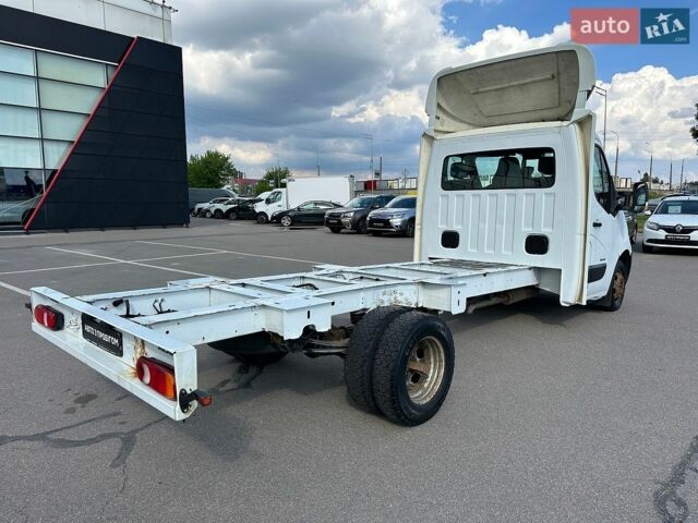 Белый Рено Мастер, объемом двигателя 2.3 л и пробегом 160 тыс. км за 12500 $, фото 6 на Automoto.ua