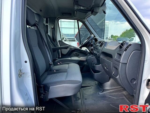 Белый Рено Мастер, объемом двигателя 2.3 л и пробегом 160 тыс. км за 12500 $, фото 12 на Automoto.ua