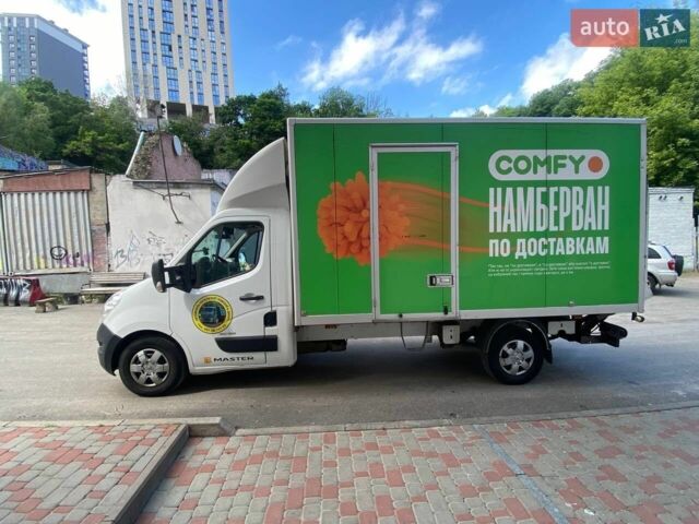 Белый Рено Мастер, объемом двигателя 2.3 л и пробегом 347 тыс. км за 15499 $, фото 2 на Automoto.ua