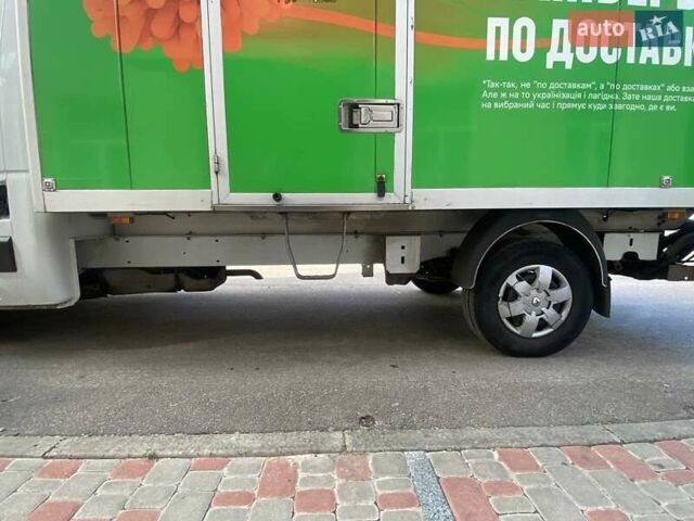 Белый Рено Мастер, объемом двигателя 2.3 л и пробегом 347 тыс. км за 16950 $, фото 6 на Automoto.ua