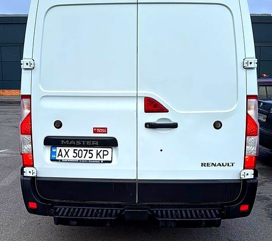 Белый Рено Мастер, объемом двигателя 2.3 л и пробегом 290 тыс. км за 17500 $, фото 8 на Automoto.ua