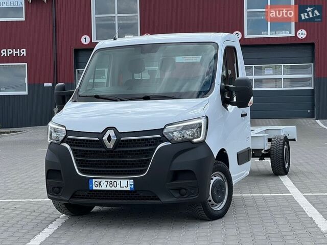 Белый Рено Мастер, объемом двигателя 2.3 л и пробегом 207 тыс. км за 19800 $, фото 3 на Automoto.ua