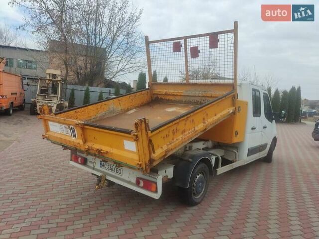 Белый Рено Мастер, объемом двигателя 2.3 л и пробегом 183 тыс. км за 14900 $, фото 3 на Automoto.ua