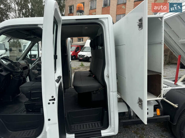 Белый Рено Мастер, объемом двигателя 2.3 л и пробегом 135 тыс. км за 25900 $, фото 35 на Automoto.ua