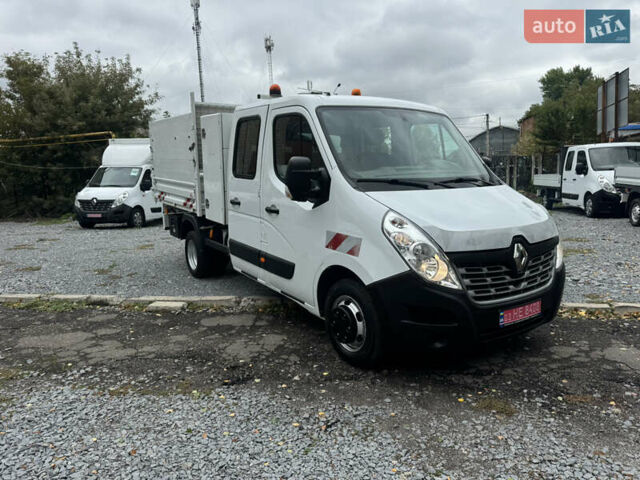 Белый Рено Мастер, объемом двигателя 2.3 л и пробегом 135 тыс. км за 25900 $, фото 1 на Automoto.ua