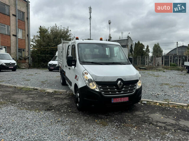 Белый Рено Мастер, объемом двигателя 2.3 л и пробегом 135 тыс. км за 25900 $, фото 3 на Automoto.ua