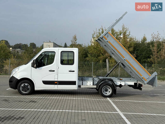 Белый Рено Мастер, объемом двигателя 2.3 л и пробегом 118 тыс. км за 23900 $, фото 3 на Automoto.ua