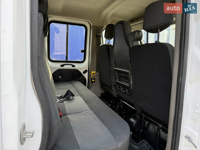 Белый Рено Мастер, объемом двигателя 2.3 л и пробегом 118 тыс. км за 23900 $, фото 30 на Automoto.ua