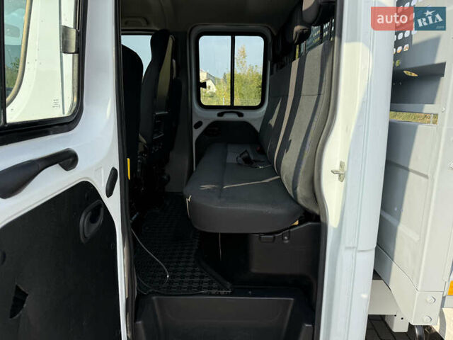 Белый Рено Мастер, объемом двигателя 2.3 л и пробегом 118 тыс. км за 23900 $, фото 26 на Automoto.ua