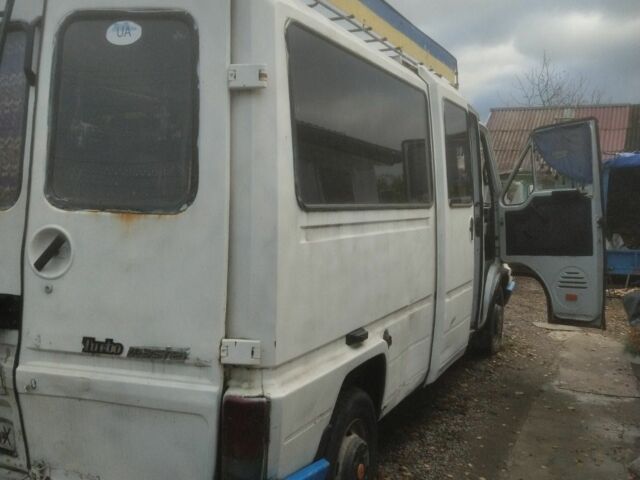 Білий Рено Мастєр, об'ємом двигуна 2.5 л та пробігом 320 тис. км за 1500 $, фото 4 на Automoto.ua