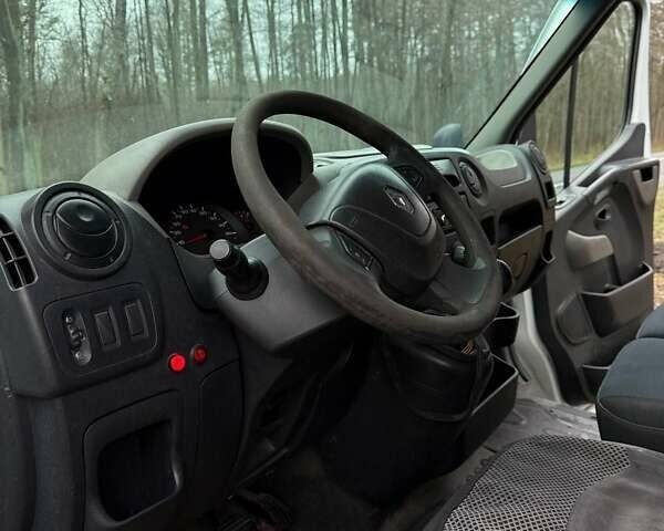 Білий Рено Мастєр, об'ємом двигуна 2.3 л та пробігом 406 тис. км за 10300 $, фото 15 на Automoto.ua