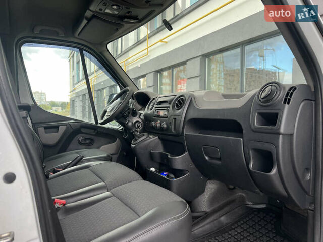 Белый Рено Мастер, объемом двигателя 2.3 л и пробегом 650 тыс. км за 11700 $, фото 15 на Automoto.ua