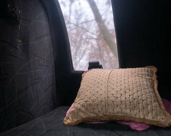 Белый Рено Мастер, объемом двигателя 2.3 л и пробегом 839 тыс. км за 13000 $, фото 9 на Automoto.ua