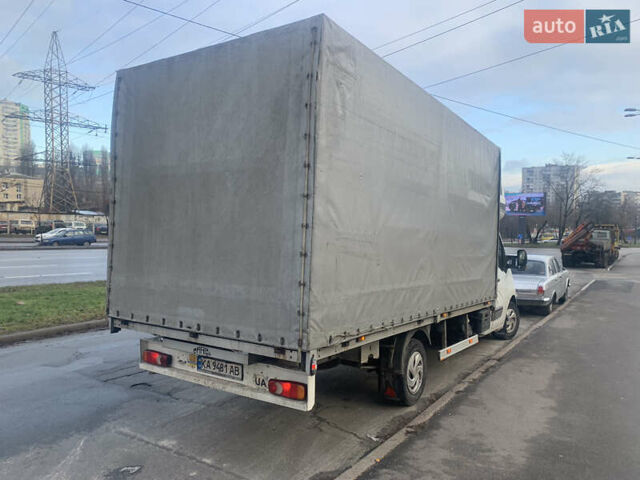 Белый Рено Мастер, объемом двигателя 2.3 л и пробегом 820 тыс. км за 10500 $, фото 2 на Automoto.ua