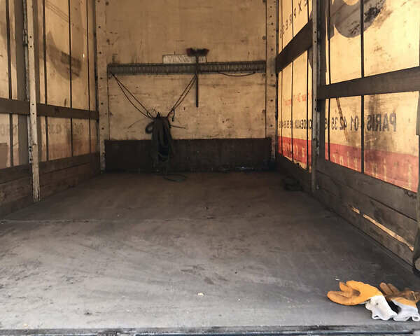 Белый Рено Мастер, объемом двигателя 2.3 л и пробегом 320 тыс. км за 13000 $, фото 5 на Automoto.ua