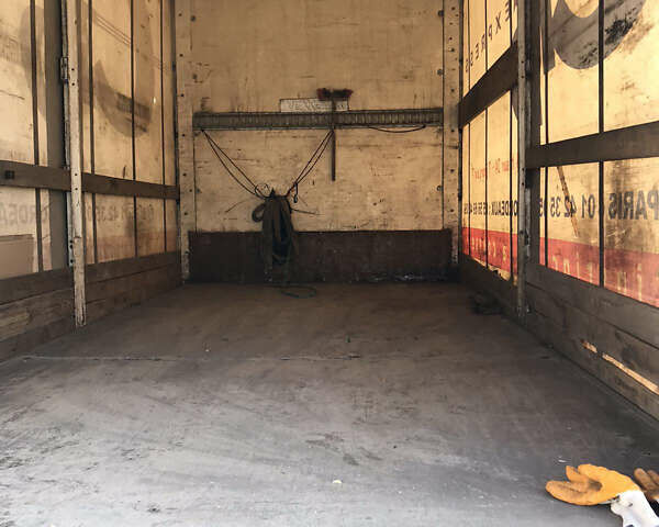 Белый Рено Мастер, объемом двигателя 2.3 л и пробегом 320 тыс. км за 13000 $, фото 3 на Automoto.ua