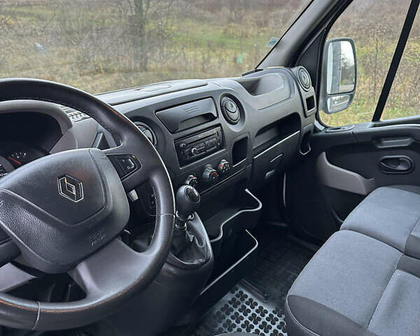 Білий Рено Мастєр, об'ємом двигуна 2.3 л та пробігом 572 тис. км за 18000 $, фото 10 на Automoto.ua