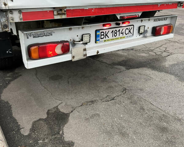 Белый Рено Мастер, объемом двигателя 2.3 л и пробегом 50 тыс. км за 16300 $, фото 2 на Automoto.ua