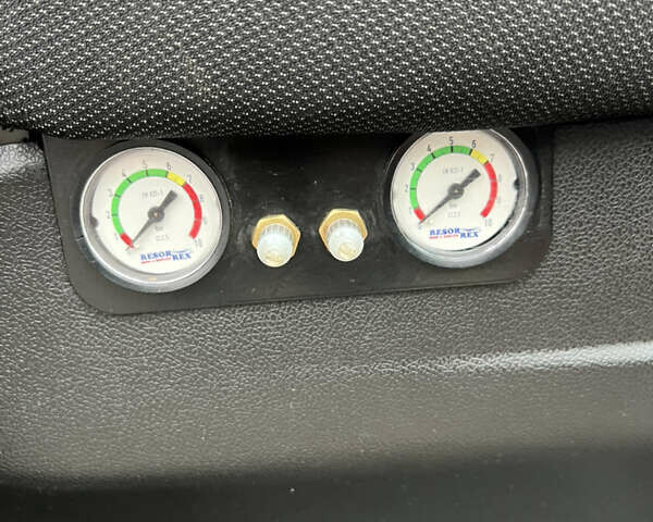 Белый Рено Мастер, объемом двигателя 2.3 л и пробегом 50 тыс. км за 16300 $, фото 8 на Automoto.ua