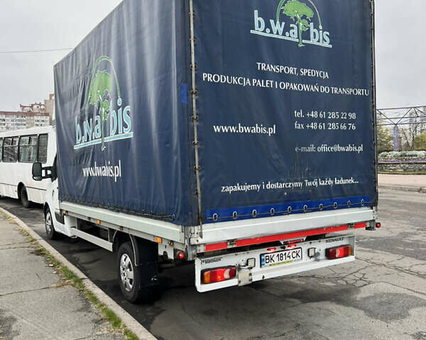 Белый Рено Мастер, объемом двигателя 2.3 л и пробегом 50 тыс. км за 16300 $, фото 1 на Automoto.ua