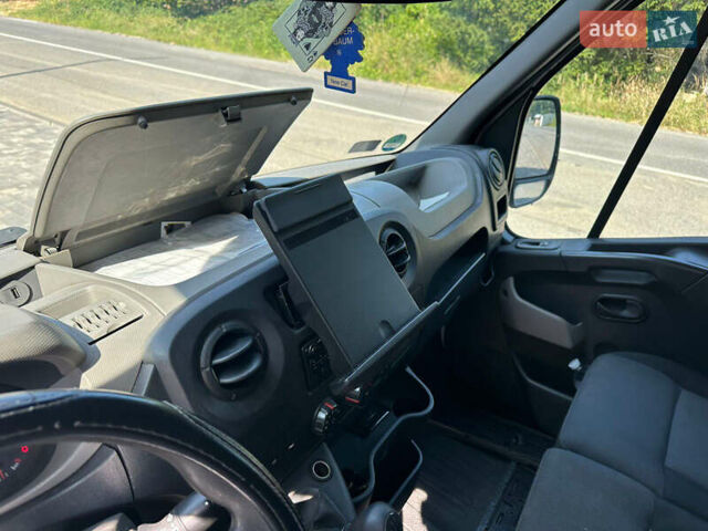 Білий Рено Мастєр, об'ємом двигуна 2.3 л та пробігом 257 тис. км за 13500 $, фото 17 на Automoto.ua