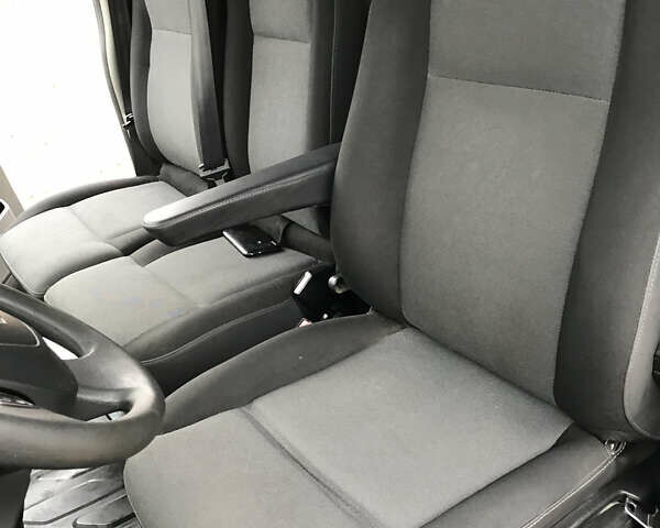 Белый Рено Мастер, объемом двигателя 2.3 л и пробегом 275 тыс. км за 14500 $, фото 26 на Automoto.ua