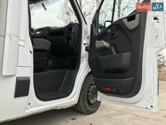 Белый Рено Мастер, объемом двигателя 2.3 л и пробегом 275 тыс. км за 14500 $, фото 32 на Automoto.ua