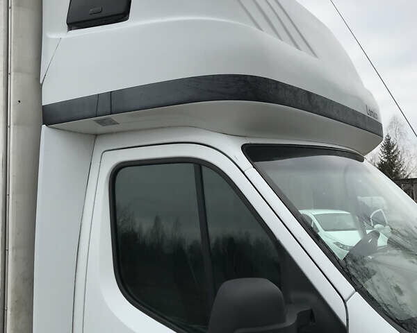 Белый Рено Мастер, объемом двигателя 2.3 л и пробегом 275 тыс. км за 14500 $, фото 14 на Automoto.ua