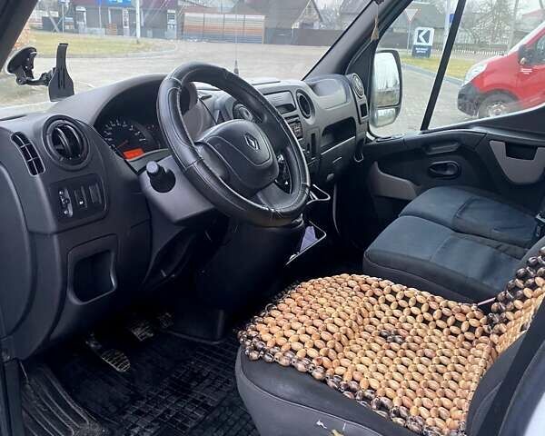 Белый Рено Мастер, объемом двигателя 2.3 л и пробегом 930 тыс. км за 11000 $, фото 8 на Automoto.ua