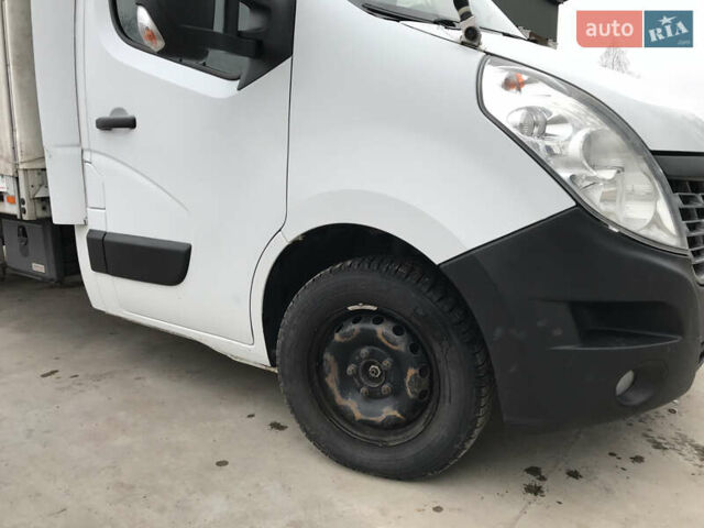 Белый Рено Мастер, объемом двигателя 2.3 л и пробегом 275 тыс. км за 14500 $, фото 12 на Automoto.ua