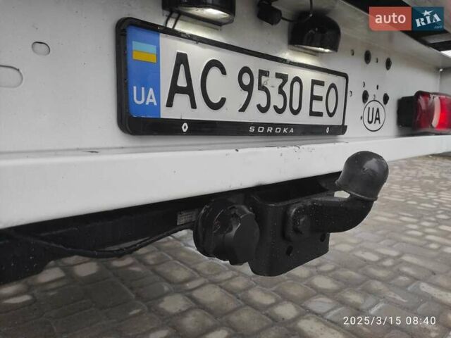 Белый Рено Мастер, объемом двигателя 2.3 л и пробегом 613 тыс. км за 12500 $, фото 12 на Automoto.ua