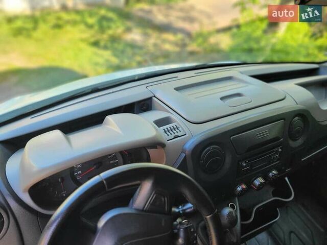 Білий Рено Мастєр, об'ємом двигуна 2.3 л та пробігом 438 тис. км за 14500 $, фото 35 на Automoto.ua