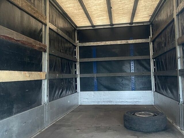 Білий Рено Мастєр, об'ємом двигуна 2.3 л та пробігом 240 тис. км за 12700 $, фото 8 на Automoto.ua