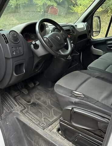 Білий Рено Мастєр, об'ємом двигуна 2.3 л та пробігом 465 тис. км за 13500 $, фото 5 на Automoto.ua