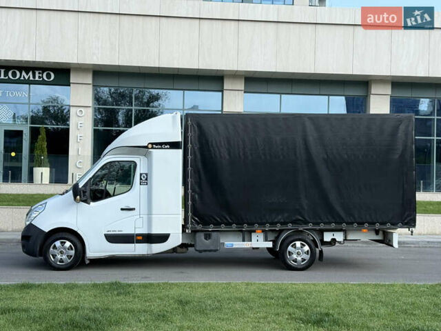 Белый Рено Мастер, объемом двигателя 2.3 л и пробегом 520 тыс. км за 14500 $, фото 1 на Automoto.ua