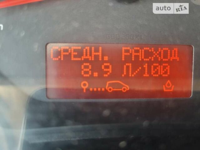 Белый Рено Мастер, объемом двигателя 2.3 л и пробегом 369 тыс. км за 15200 $, фото 3 на Automoto.ua