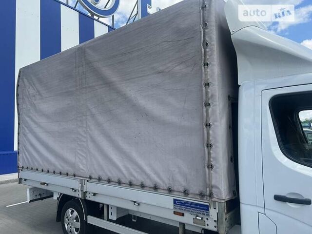 Белый Рено Мастер, объемом двигателя 2.3 л и пробегом 369 тыс. км за 15200 $, фото 6 на Automoto.ua