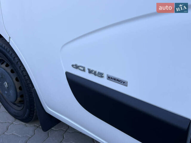 Рено Мастер 2017 в Нововолынск на Automoto.ua Белый Рено Мастер, объемом двигателя 2.3 л и пробегом 385 тыс. км за 18490 $, фото 5 на Automoto.ua