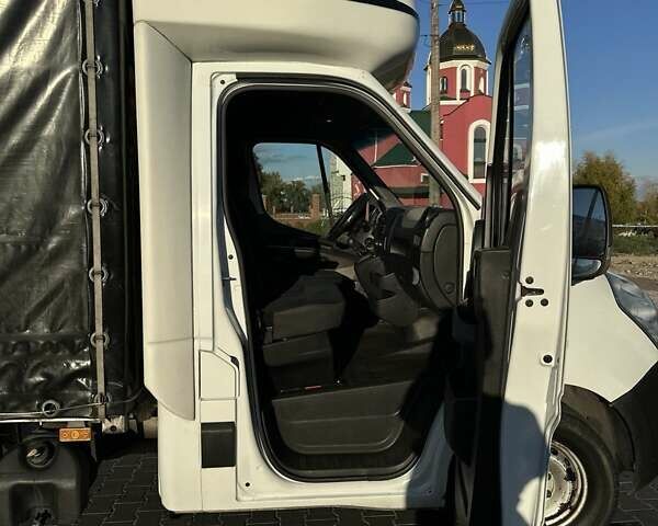 Белый Рено Мастер, объемом двигателя 2.3 л и пробегом 550 тыс. км за 14500 $, фото 22 на Automoto.ua