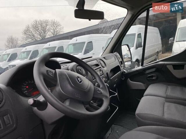 Белый Рено Мастер, объемом двигателя 2.3 л и пробегом 257 тыс. км за 15400 $, фото 33 на Automoto.ua