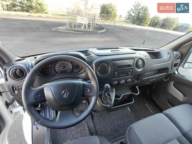 Белый Рено Мастер, объемом двигателя 2.3 л и пробегом 421 тыс. км за 15300 $, фото 34 на Automoto.ua