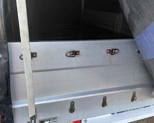 Белый Рено Мастер, объемом двигателя 2.3 л и пробегом 421 тыс. км за 15300 $, фото 15 на Automoto.ua