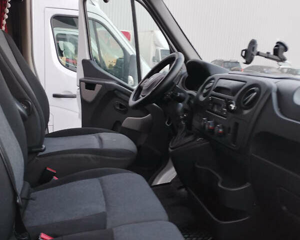 Білий Рено Мастєр, об'ємом двигуна 2.3 л та пробігом 494 тис. км за 15500 $, фото 10 на Automoto.ua