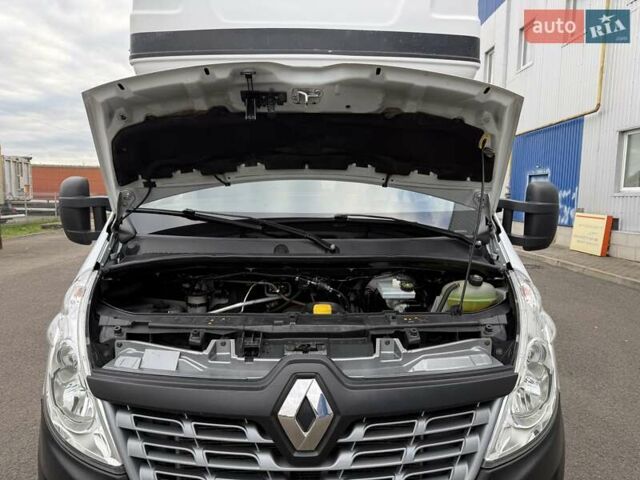 Белый Рено Мастер, объемом двигателя 2.3 л и пробегом 379 тыс. км за 17600 $, фото 73 на Automoto.ua