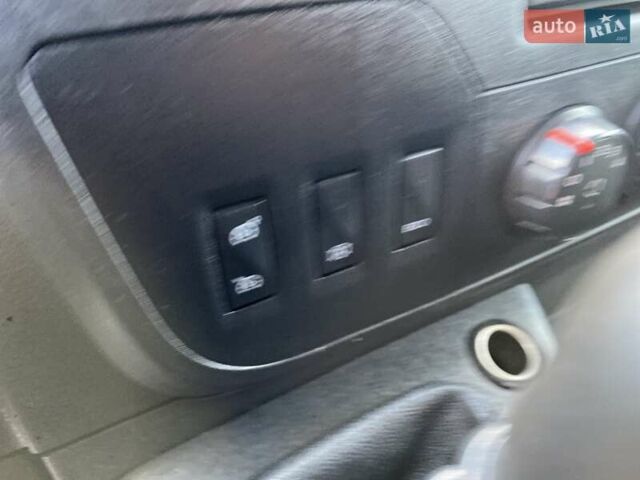 Белый Рено Мастер, объемом двигателя 2.3 л и пробегом 186 тыс. км за 14800 $, фото 36 на Automoto.ua