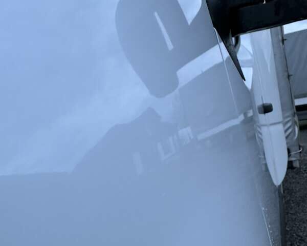 Белый Рено Мастер, объемом двигателя 2.3 л и пробегом 345 тыс. км за 16800 $, фото 26 на Automoto.ua