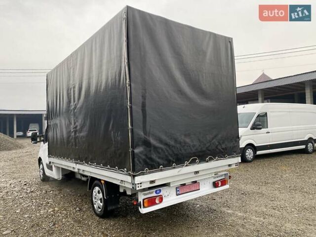 Белый Рено Мастер, объемом двигателя 2.3 л и пробегом 257 тыс. км за 15400 $, фото 7 на Automoto.ua