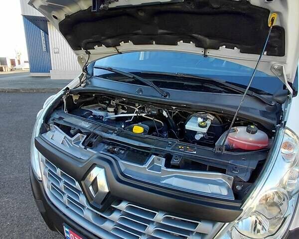 Білий Рено Мастєр, об'ємом двигуна 2.3 л та пробігом 500 тис. км за 16550 $, фото 19 на Automoto.ua