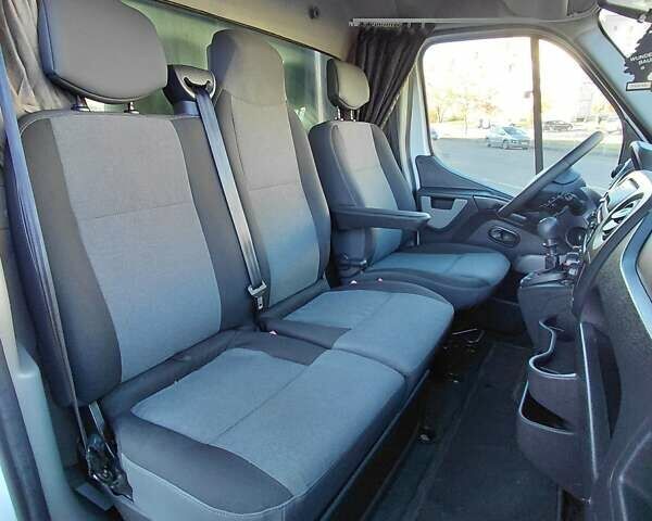 Білий Рено Мастєр, об'ємом двигуна 2.3 л та пробігом 500 тис. км за 16550 $, фото 30 на Automoto.ua